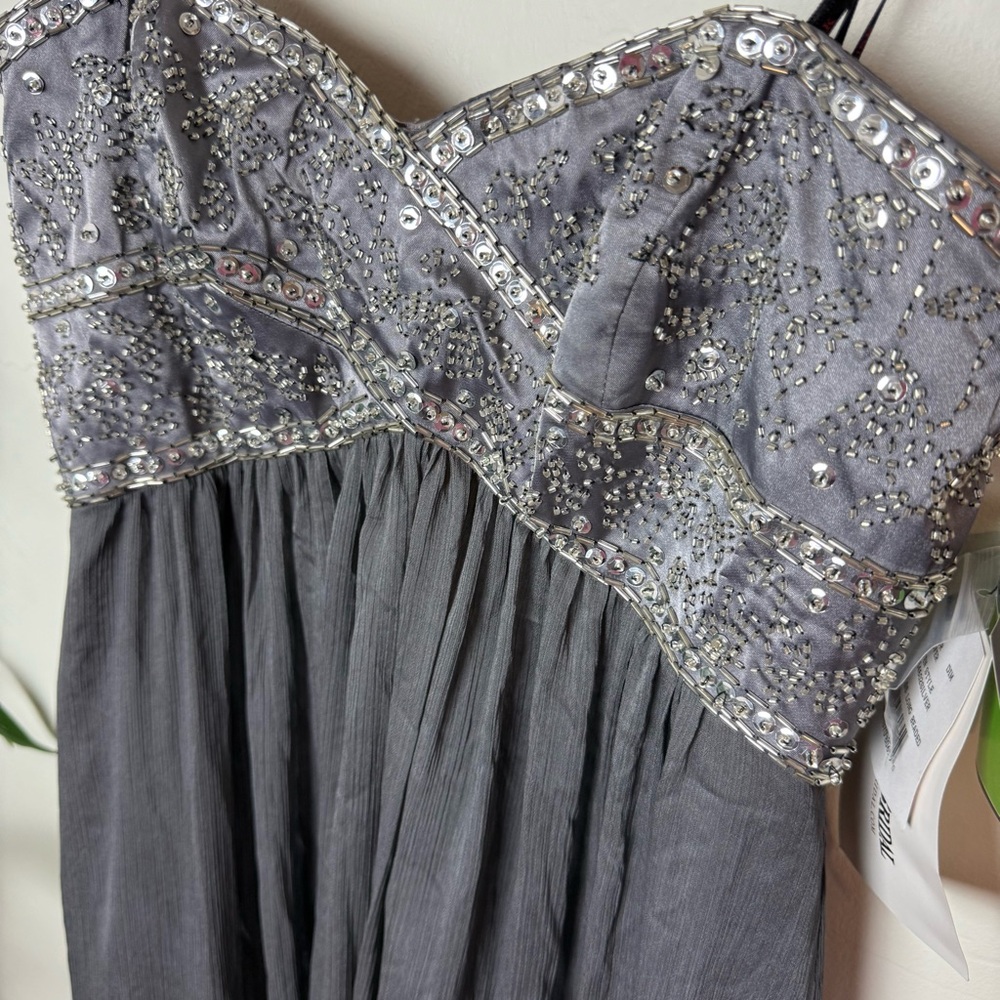 Dusty Directions Strapless Beaded Maxi Gown Silver Gray Size 4 - Picture 3 of 6